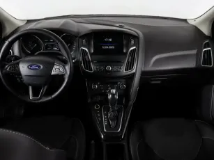 Ford  10