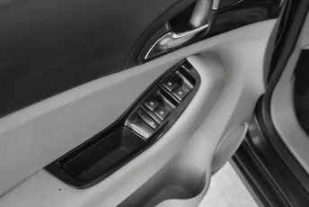 Chevrolet  12