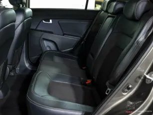 Kia  12