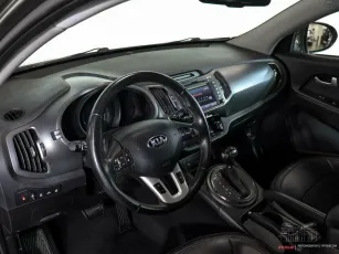 Kia  9