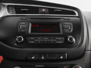Kia  14