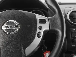 Nissan  11