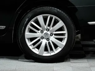 Nissan  6