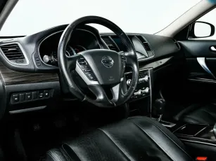 Nissan  8