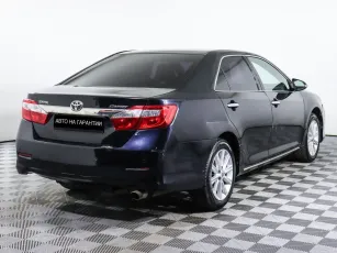Toyota  3