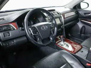 Toyota  7