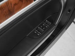 Volkswagen  13