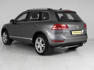 Volkswagen  4