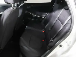 Hyundai  10