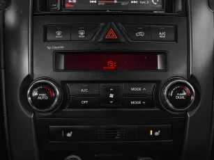 Kia  15