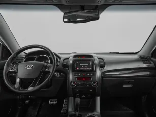 Kia  7