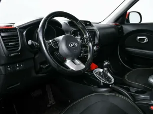 Kia  11