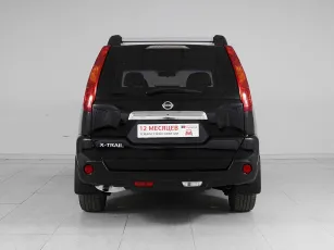Nissan  5