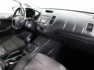 Kia  6