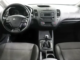 Kia  7