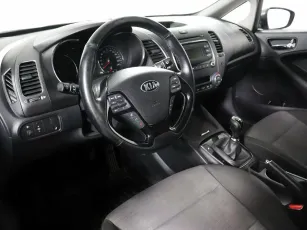 Kia  8