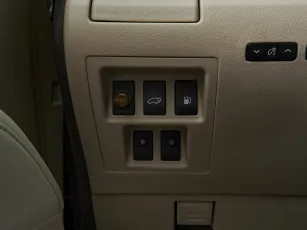 Lexus  15