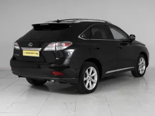 Lexus  6