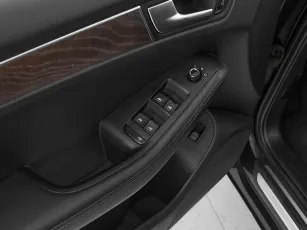 Audi  12