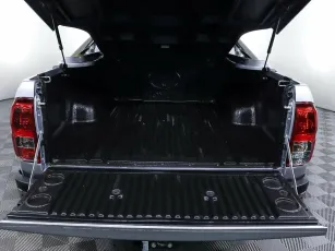 Toyota  18
