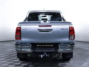 Toyota  6