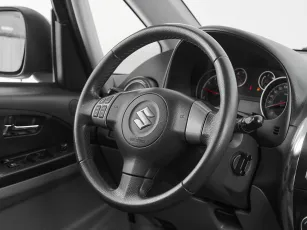 Suzuki  10
