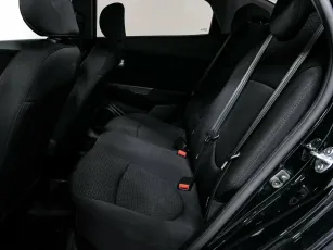 Kia  12