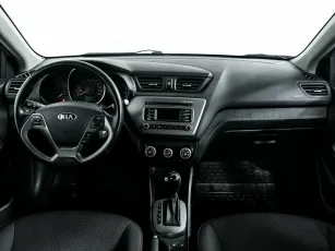 Kia  8