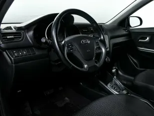 Kia  9