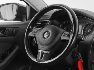 Volkswagen  10