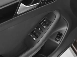 Volkswagen  13