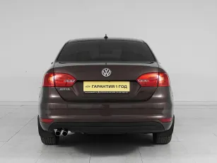 Volkswagen  5