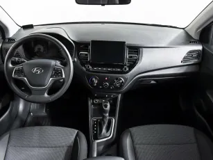 Hyundai  10