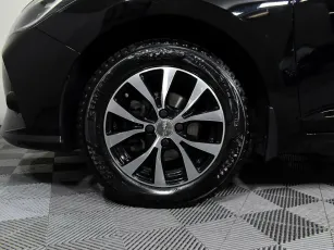 Hyundai  8