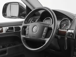 Volkswagen  10