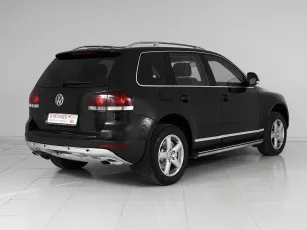 Volkswagen  6