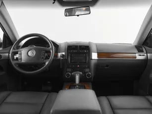 Volkswagen  8