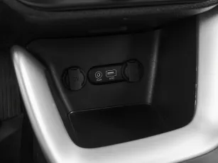 Kia  19