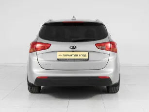 Kia  5