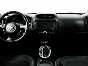 Kia  10