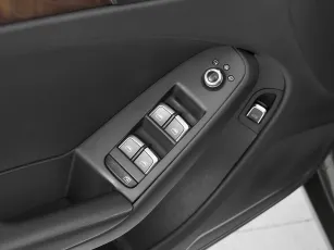 Audi  13