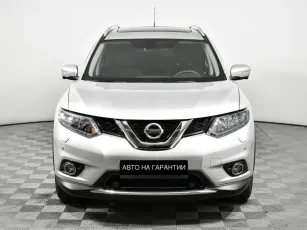 Nissan  2