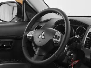 Mitsubishi  10