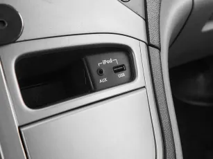 Hyundai  15