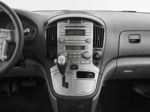 Hyundai  16