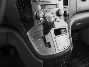 Hyundai  18