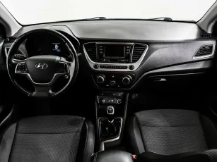 Hyundai  7