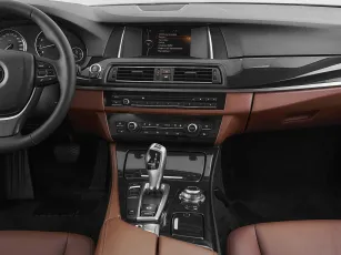 BMW  15