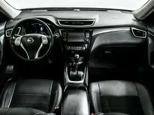 Nissan  8