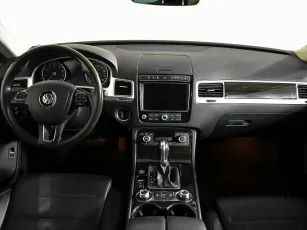 Volkswagen  10